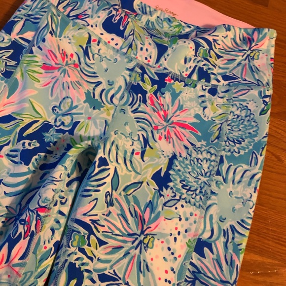 Lilly Pulitzer high rise weekender leggings - Picture 3 of 4